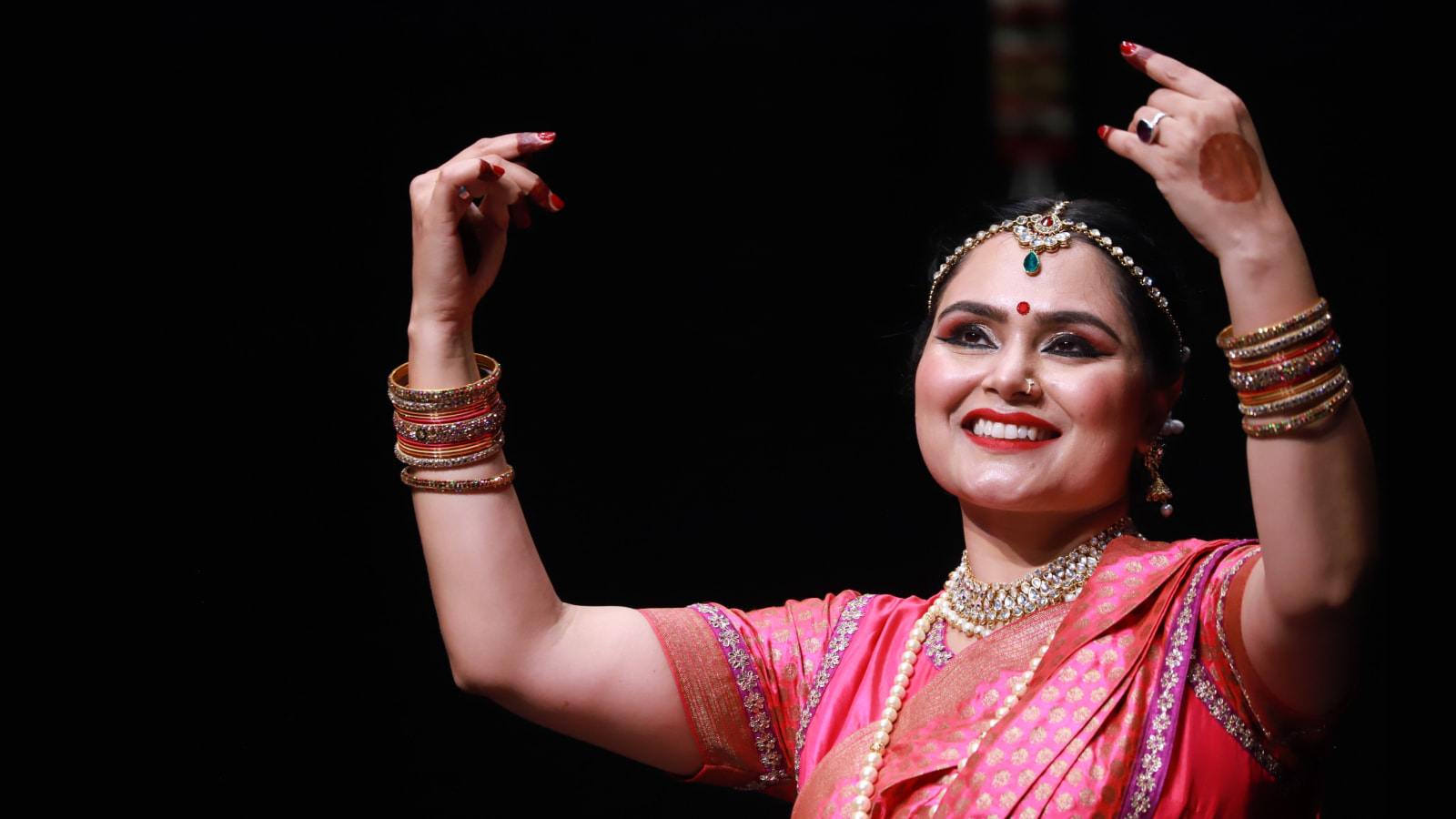 Aruna Swamy Natawari Dancer of Jankiprasad Kathak Gharana of Banaras