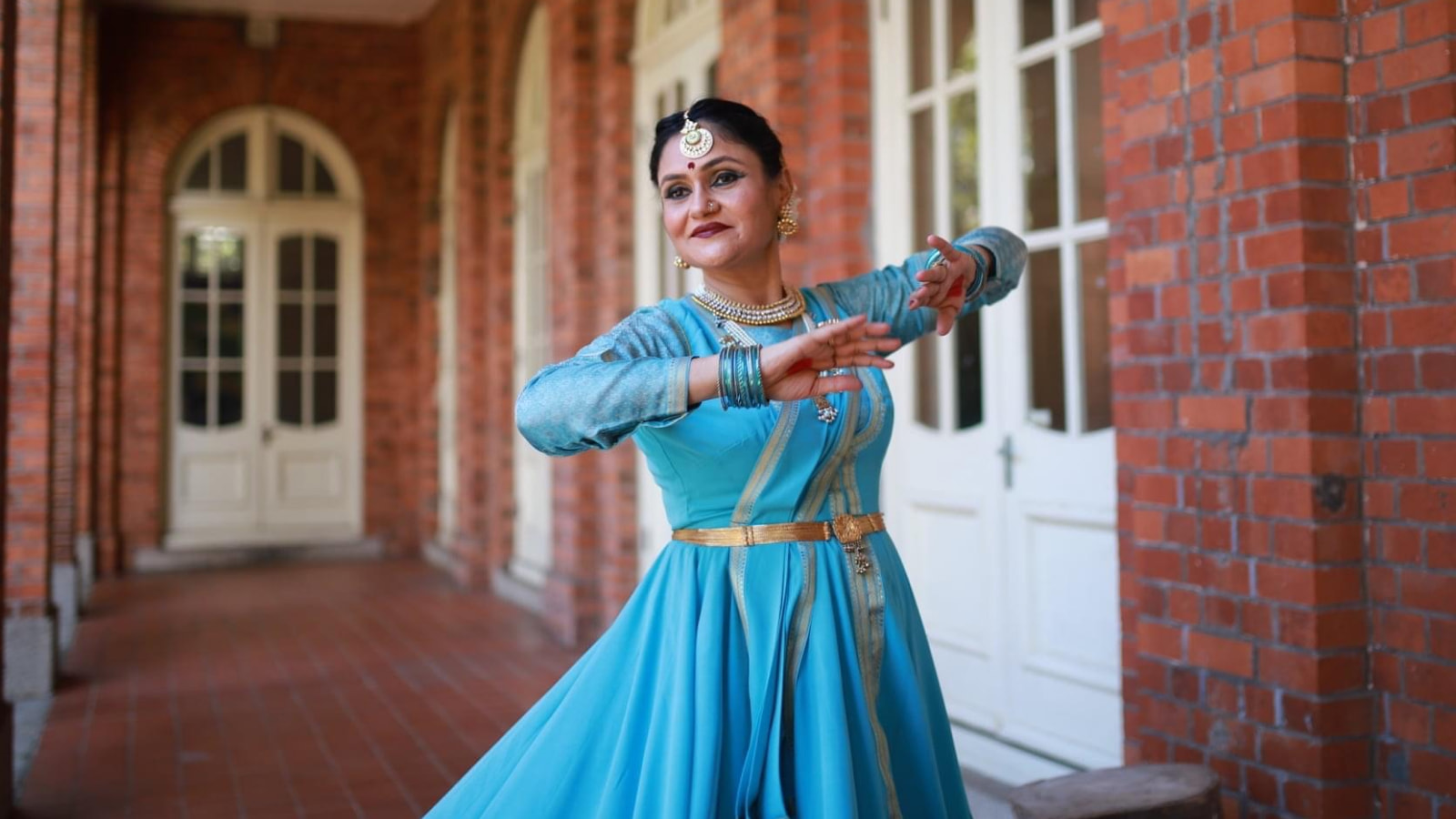 Neesha Jhaveri Natawari Dancer of Jankiprasad Kathak Gharana of Banaras